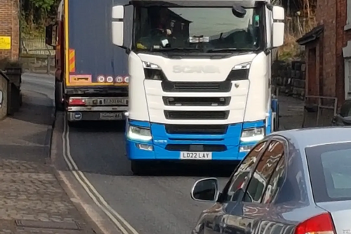 HGVs on Buxton Road